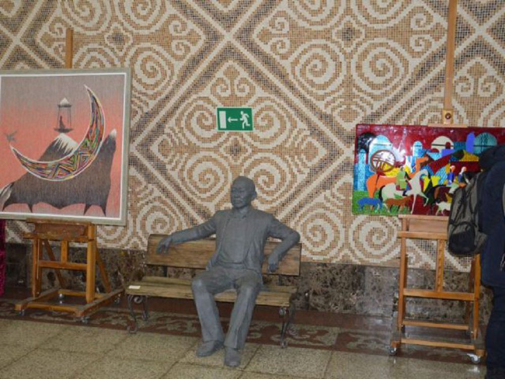 Астананың арай шашқан айшықтары
