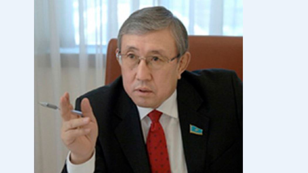 Кемел шақ (Уәлихан Қалижанұлы туралы)
