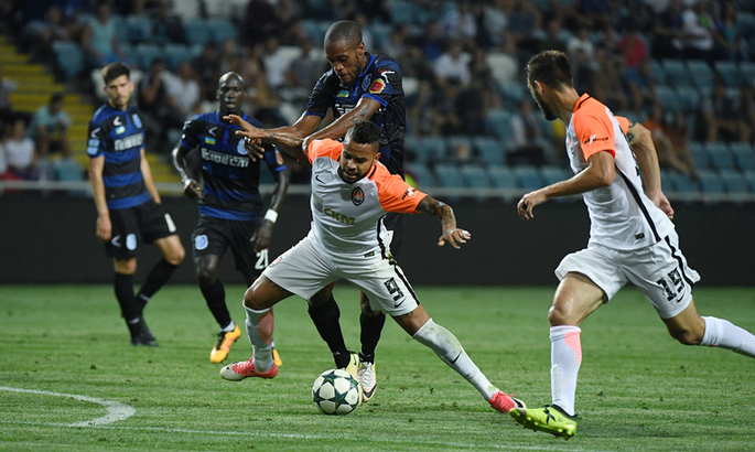 Футболдан әлем чемпионатына британдық төрешілер қатыспайды

