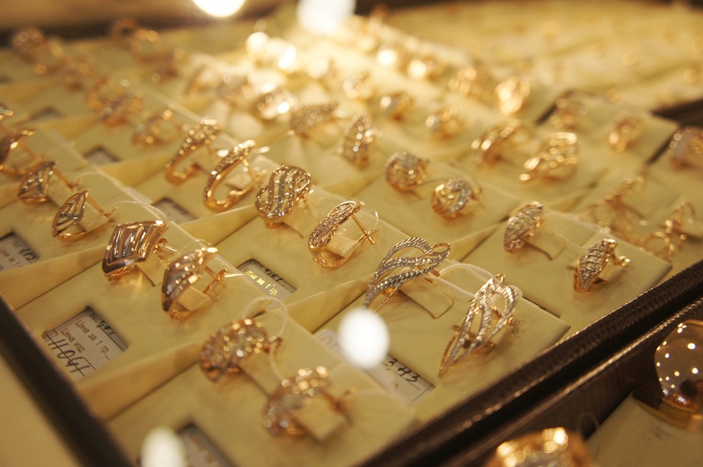 Қостанай облысынан ұрланған алтын бұйымдар Алматыдан табылды