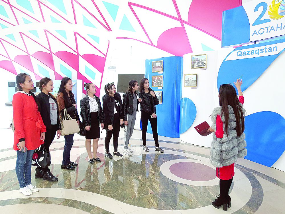 «Қазақ тіліндегі 100 жаңа оқулық» жобасын талқылау жұмыстары басталды