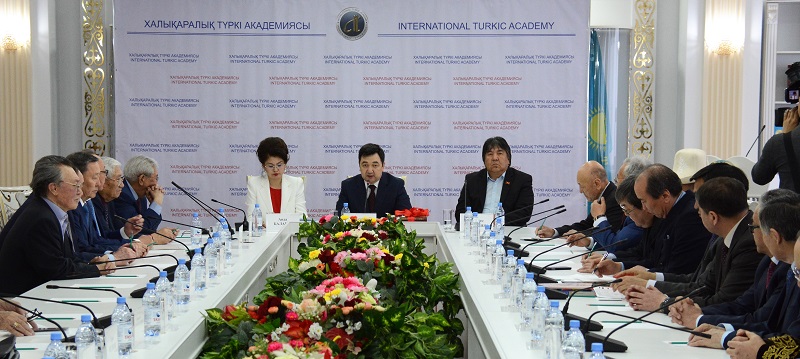 Түркі әлемінің дүлділі Шыңғыс Айтматовтың 90 жылдығы атап өтілді