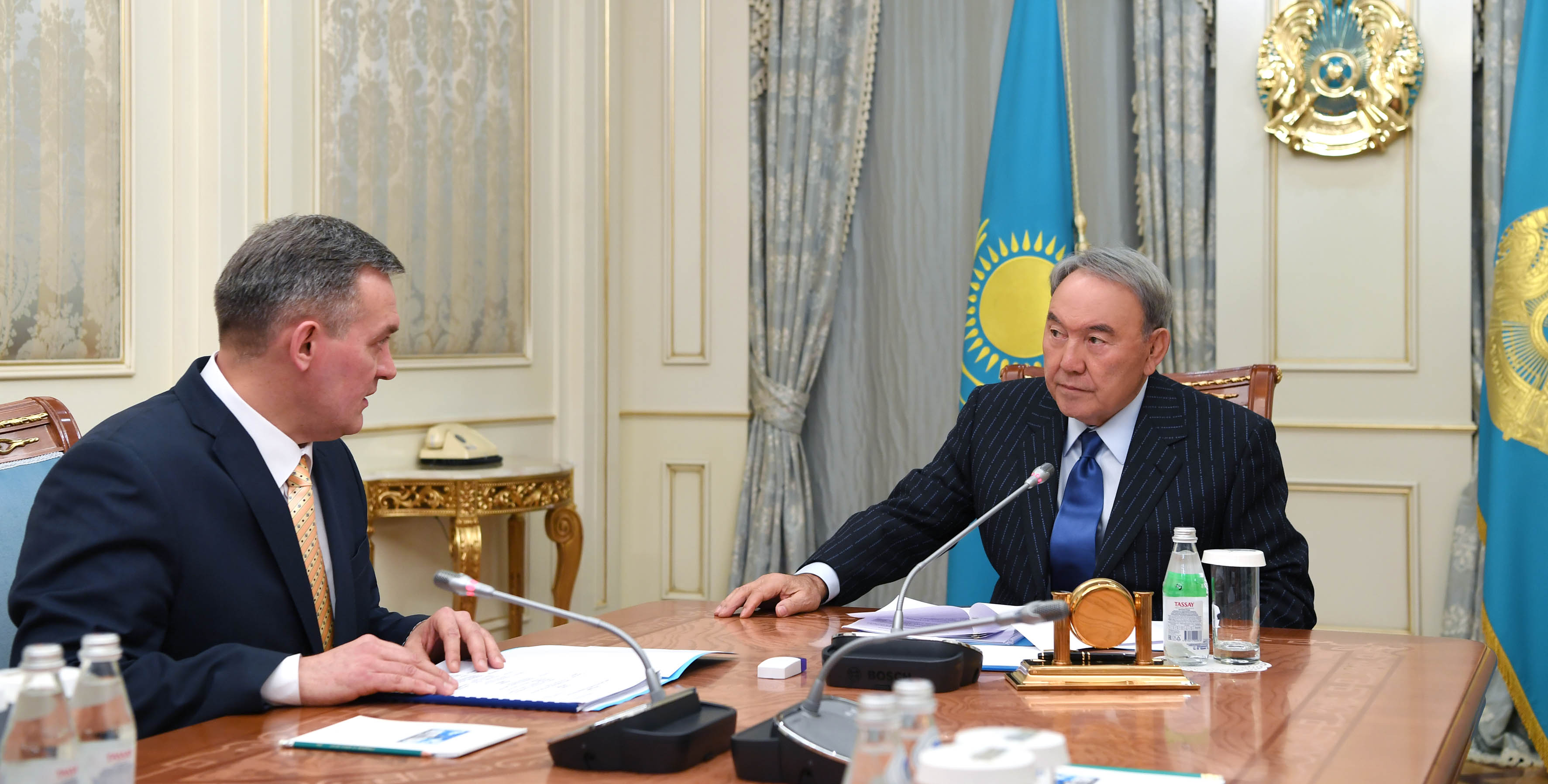 Елбасы ҚХА Хатшылық меңгерушісі Леонид Прокопенконы қабылдады