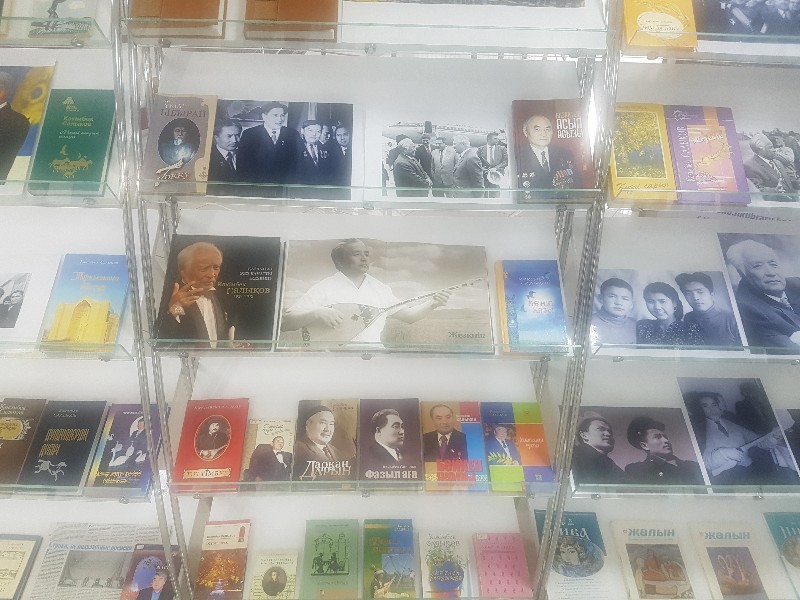 Петропавлда Кәкімбек Салықовтың жаңа кітабының тұсаукесері өтті