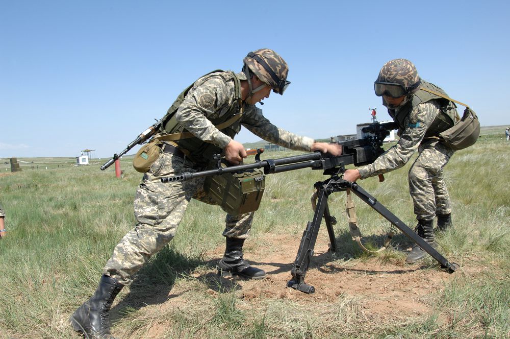 Әскери шеруге дайындық деңгейі жоғары
