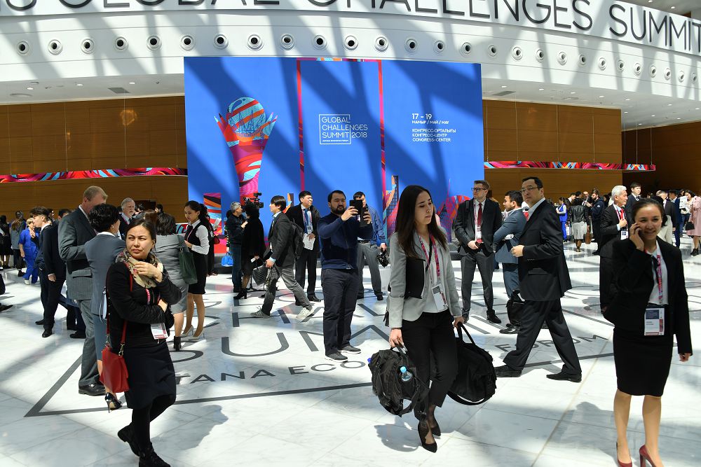 АЭФ қонақтары студенттерге дәріс оқыды
