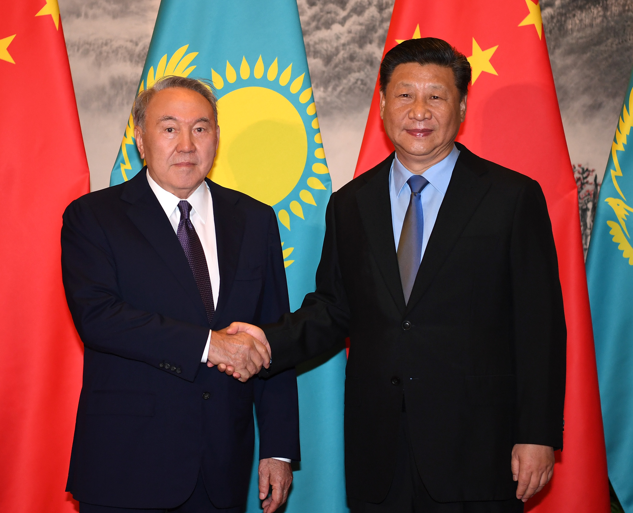 Нұрсұлтан Назарбаев ҚХР Төрағасы Си Цзиньпинмен кеңейтілген құрамда кездесу өткізді
