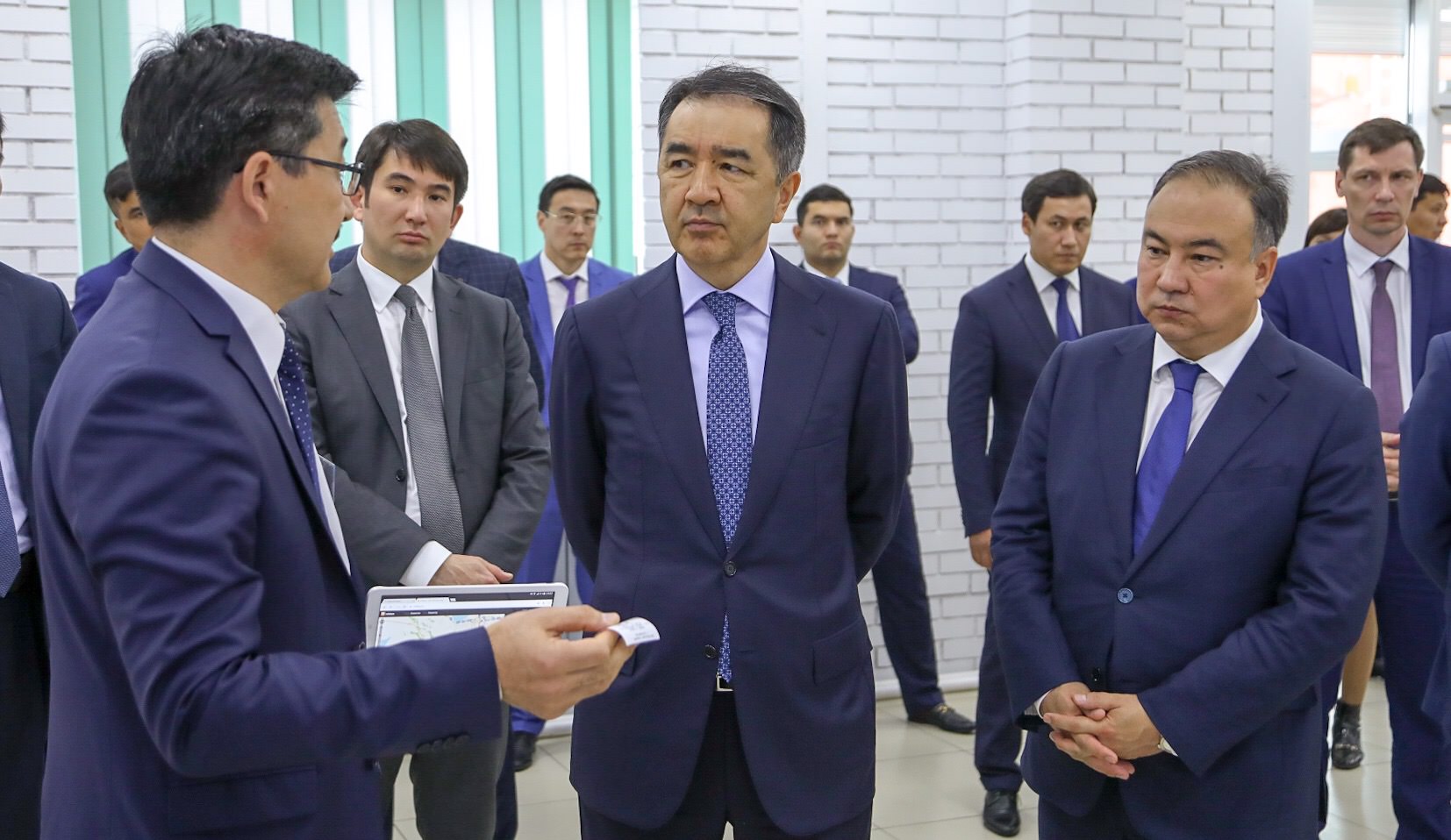 Бақытжан Сағынтаев Ақмола облысының Мамандандырылған Халыққа қызмет көрсету орталығында болды