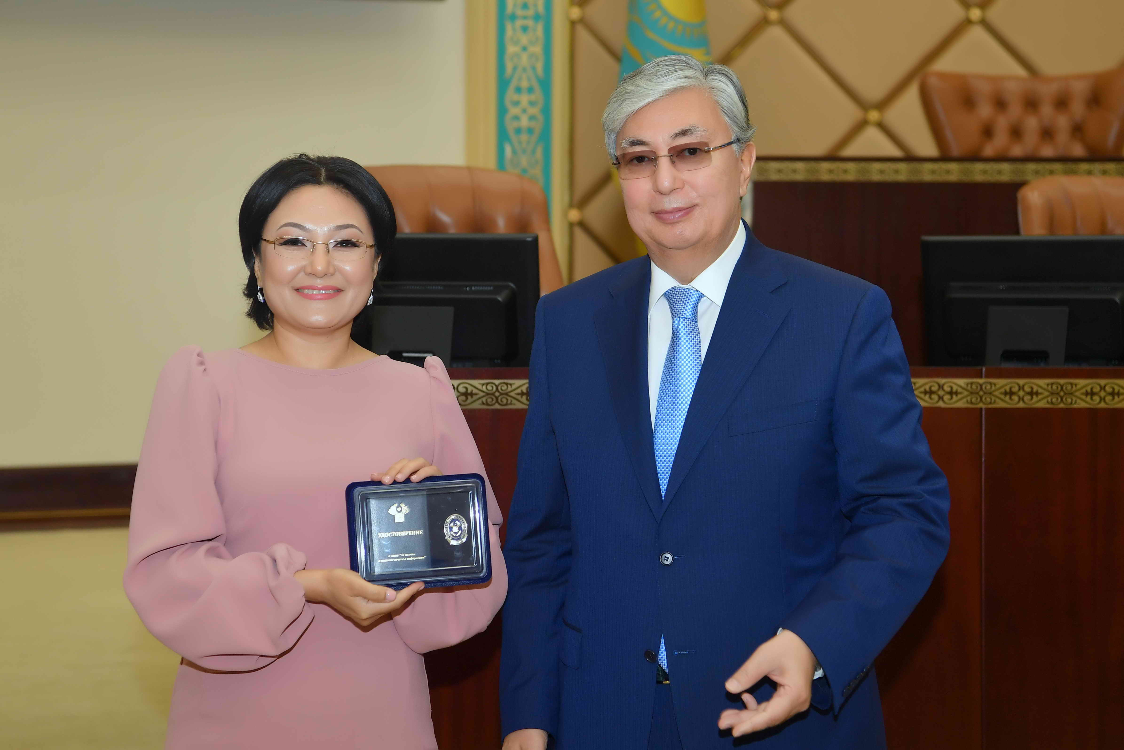 Қ.Тоқаев мәдениет қайраткерлеріне ТМД ПАА марапаттарын табыс етті