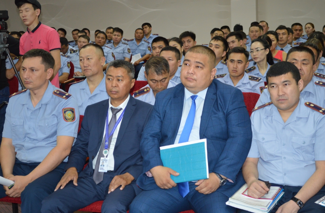 Семейде құқық қорғаушылар арасындағы жемқорлық фактілері талқыланды