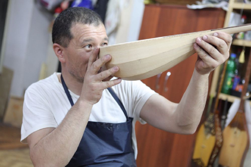 Даланың рухы мен бабаның ғұрпын бедерлеген шебер