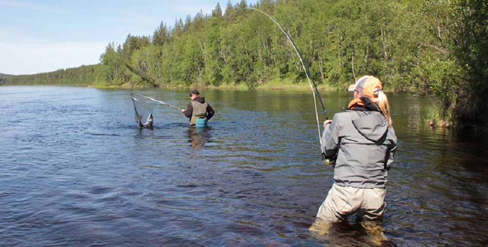 Әрі балық аулады, әрі сыйақы алды