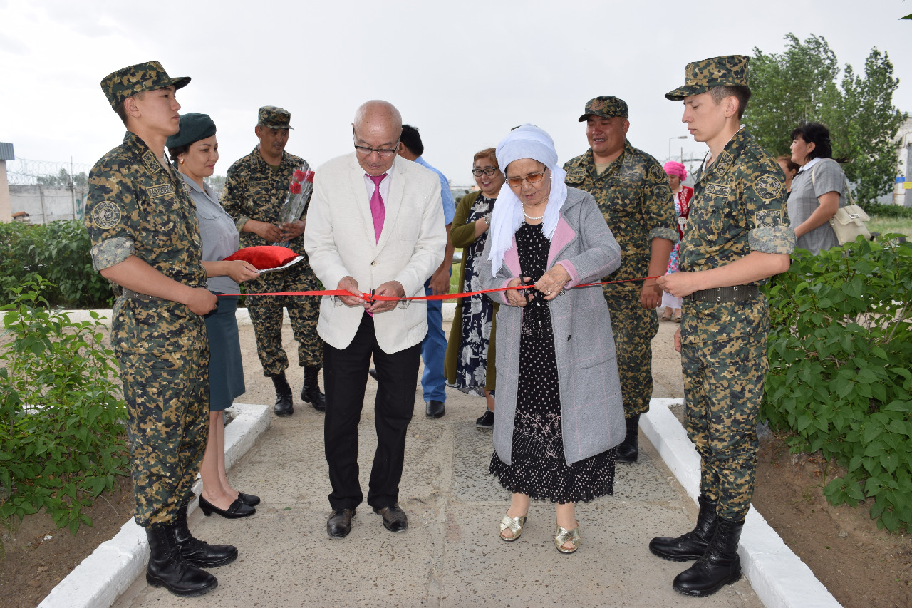 Курчатов қаласына Бауыржан Момышұлының келіні келді
