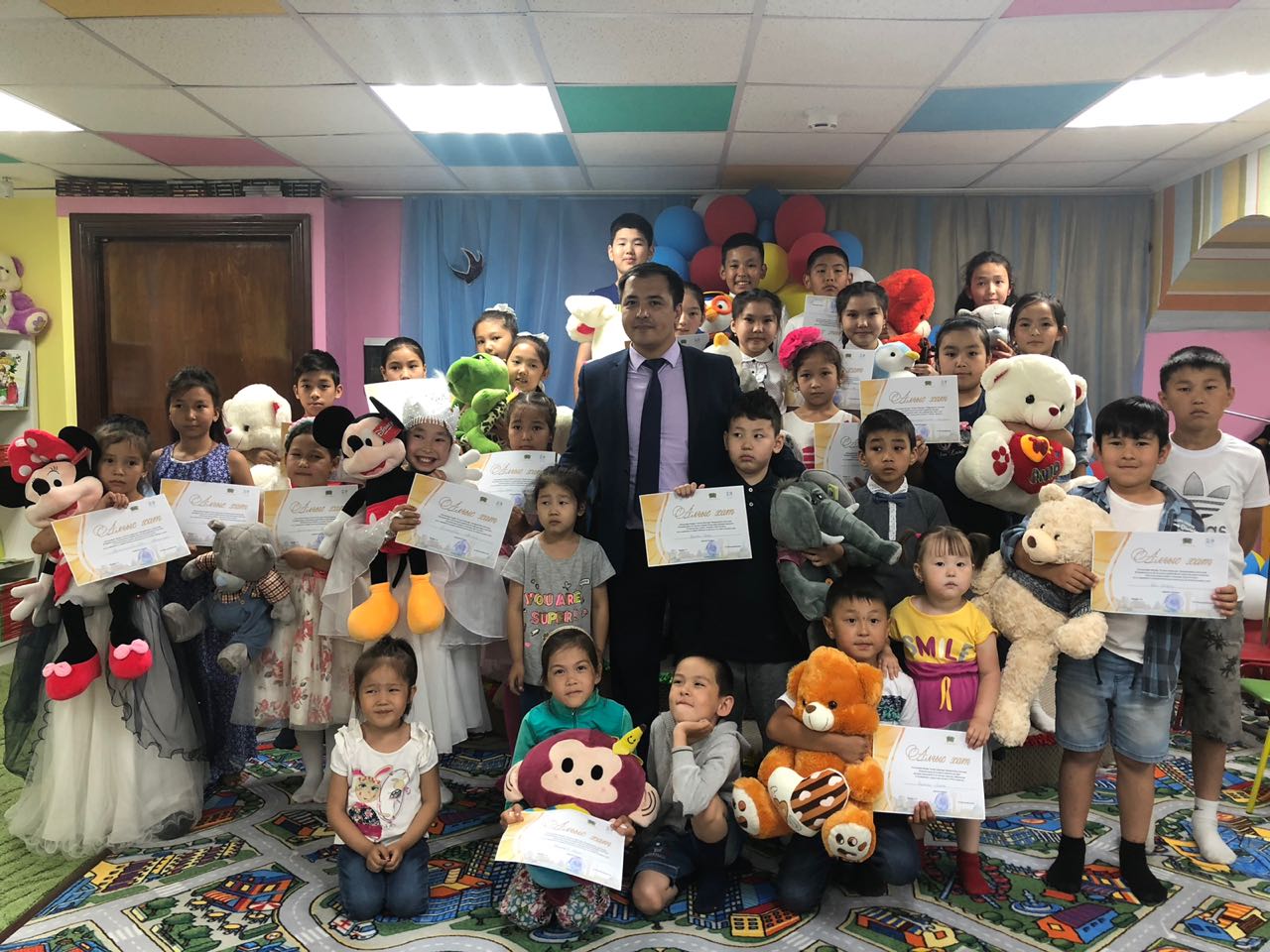 Топ жарған тоғызқұмалақшылар марапатталды
