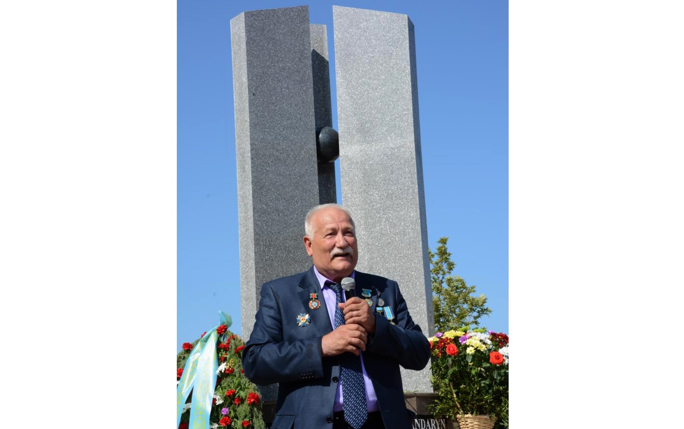 Ақтауда радиациялық апат құрбандарына арналған естелік стела ашылды