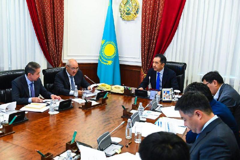 Бақытжан Сағынтаев шағын несие беру мәселесі жөнінде кеңес өткізді
