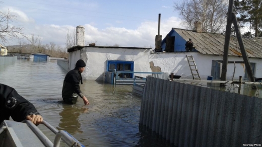 ШҚО-да тасқыннан зардап шеккендер баспаналы болды
