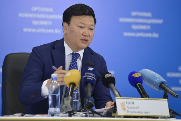 Алексей Цой жеке қабылдауына жазылған азаматтармен кездесу өткізді