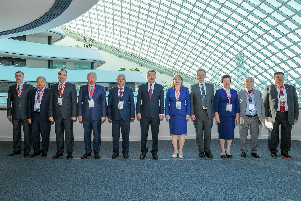 Жаңа демократия елдері конституциялық бақылау органдары конференциясы мүшелерінің отырысы өтті