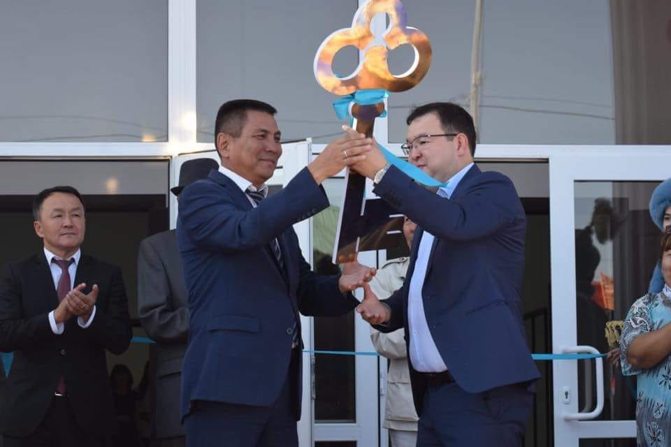 Атырау облысында Конституция күніне орай 7 әлеуметтік нысан пайдалануға берілді