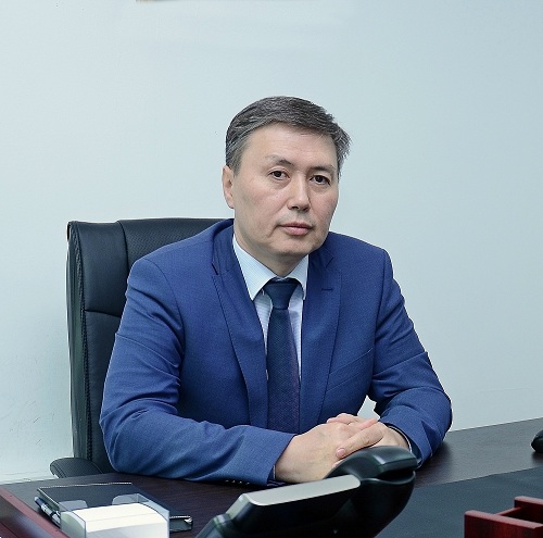 Ерлан Есмамбетов: «Ақылды» технологиялар бюджетке мол табыс түсіріп жатыр