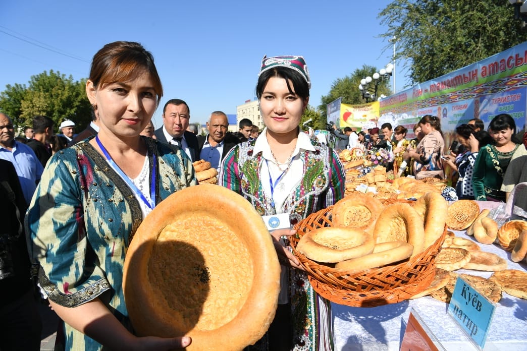 Түркістан-түркі халықтарының рухани орталығы