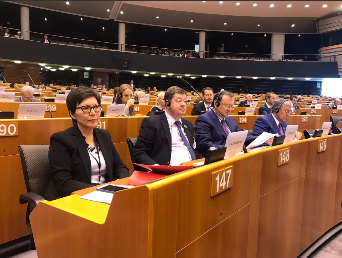 Сенат депутаттары парламенттік әріптестіктің 10-шы кездесуіне қатысты