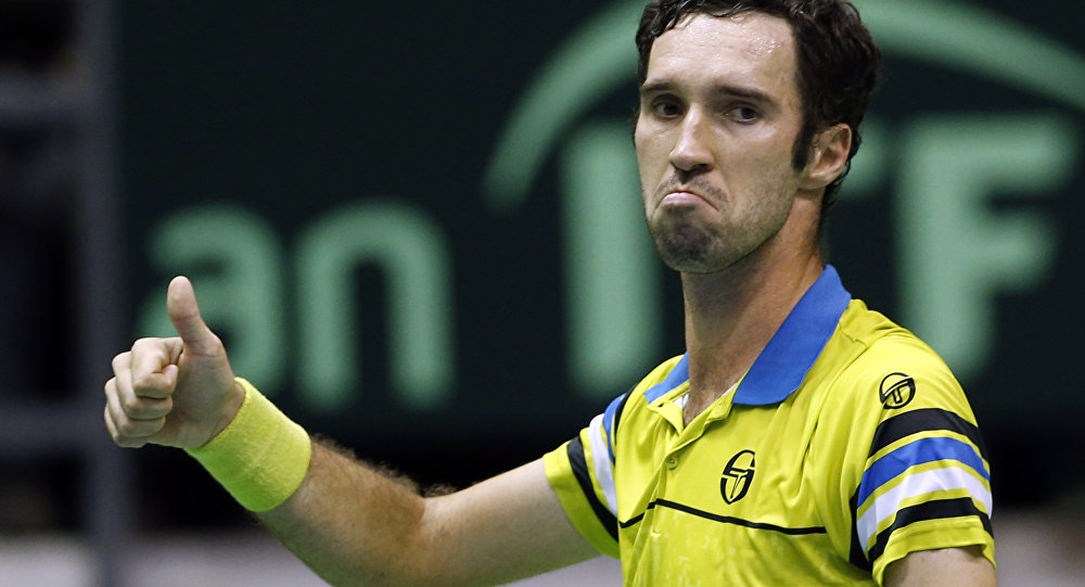 Михаил Кукушкин Париждегі турнирді сәтті бастады