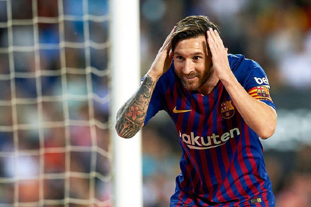 Жалақысы ең көп 10 футболшы 
