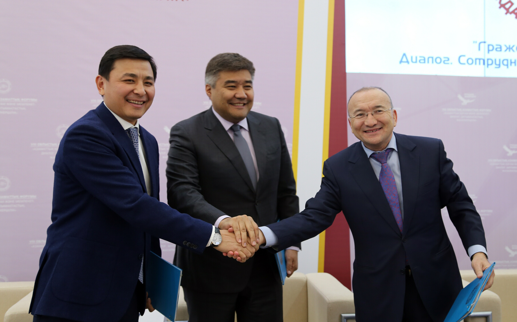 Д.Кәлетаев Батыс Қазақстан облысында өтіп жатқан Азаматтық Форумның жұмысына қатысты