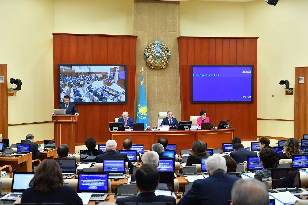 Палатаның жалпы отырысында Түркістан қаласын дамыту мәселесі талқыланды