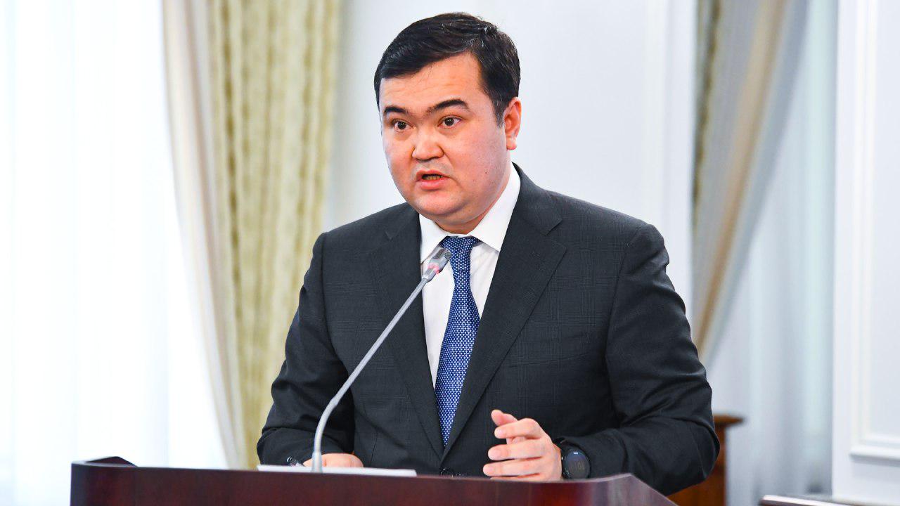 Ж. Қасымбек көмірдің сатылу бағасы түпкі және бөлшек сауда орындарына 15-20%-ға төмендейтінін айтты