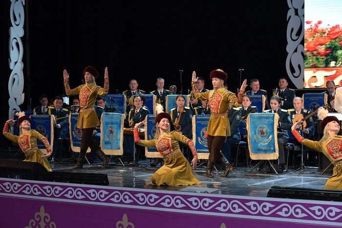 Ұлттық ұлан өнерпаздары мерекелік концерт өткізді