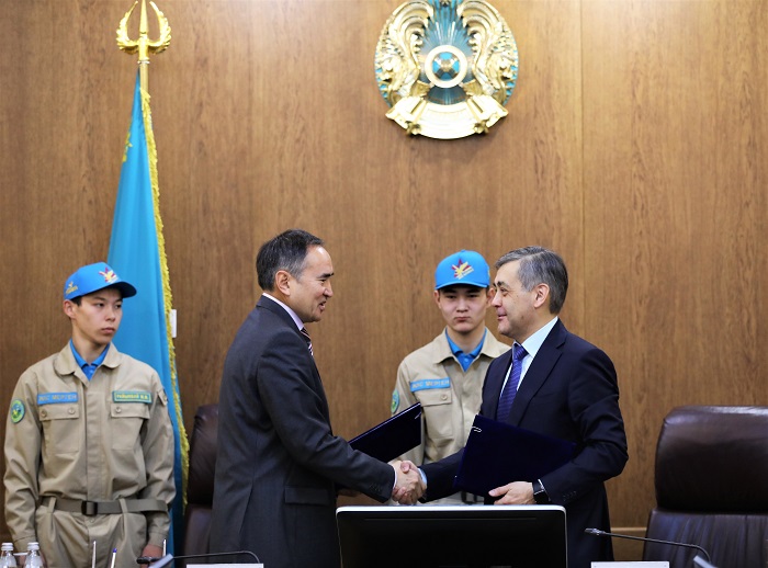 Қорғаныс министрі Нұрлан Ермекбаев Таразға келді