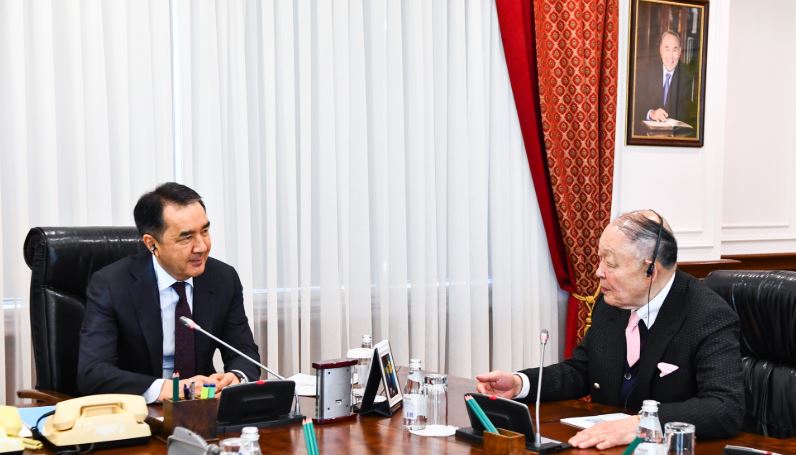 Бақытжан Сағынтаев КИМЭП президенті Чан Йан Бэнгпен кездесу өткізді