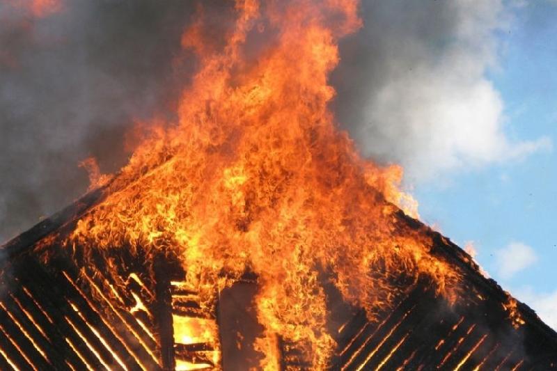 Астанада бес бірдей баласынан айырылған отбасы баспана кезегіне тұрмаған 