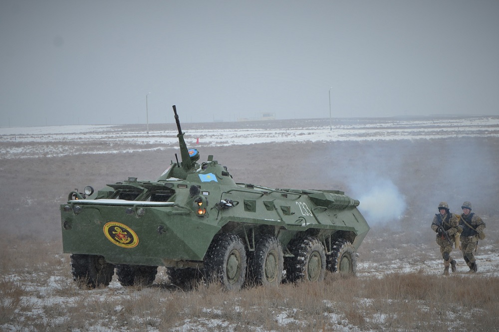 «Батыс» өңірлік қолбасшылығы әскери бөлімдерінде жауынгерлік атыстар өтті