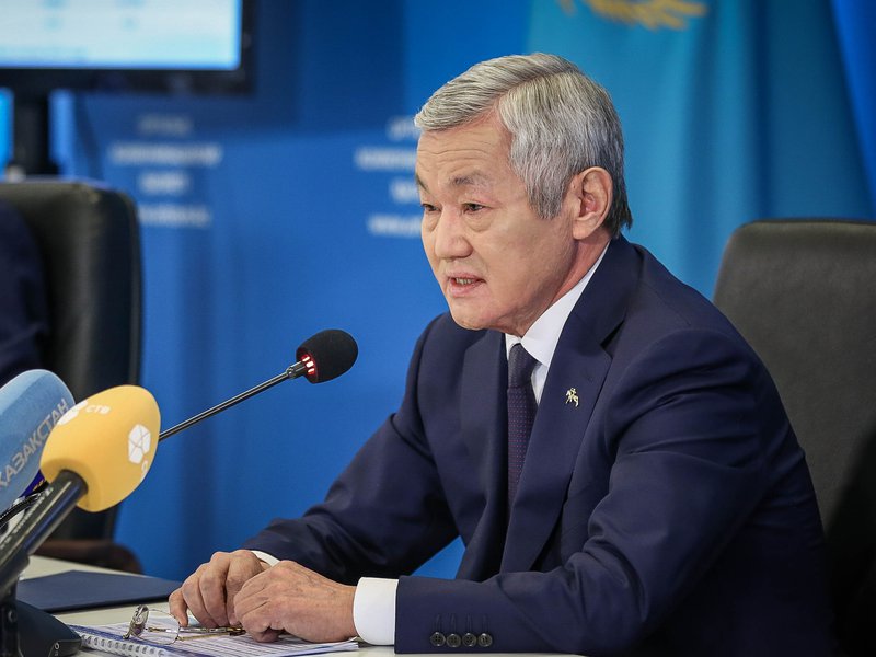 Бердібек Сапарбаев Еңбек және халықты әлеуметтік қорғау министрі қызметіне тағайындалды