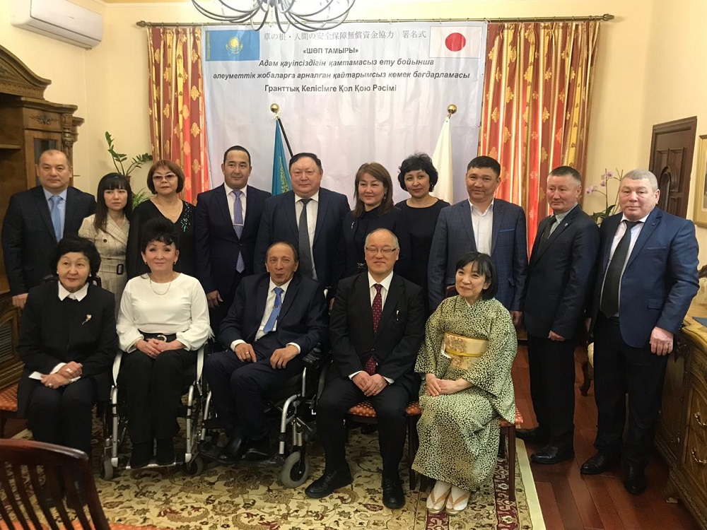 Күншығыс елінен қайтарымсыз көмек