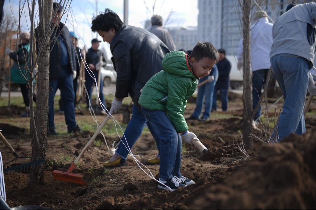 Экологиялық екі айлықтың алғашқы сенбісінде 900 аула ретке келтірілді