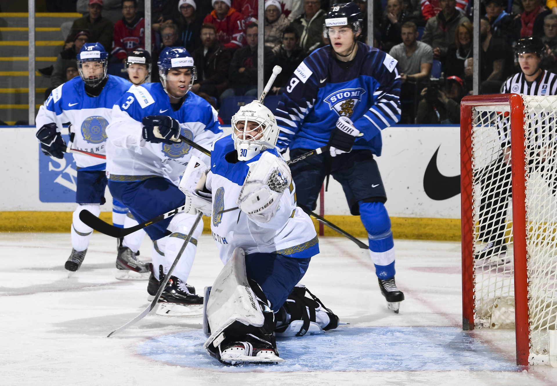 Шайбалы хоккей: Қытайға кімдер барады?