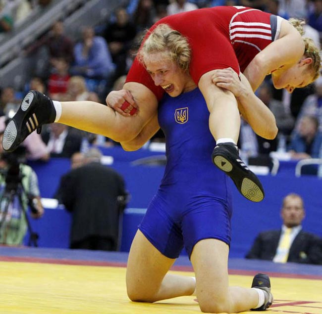 Әйелдер күресінен алғашқы жүлделер сарапқа салынды