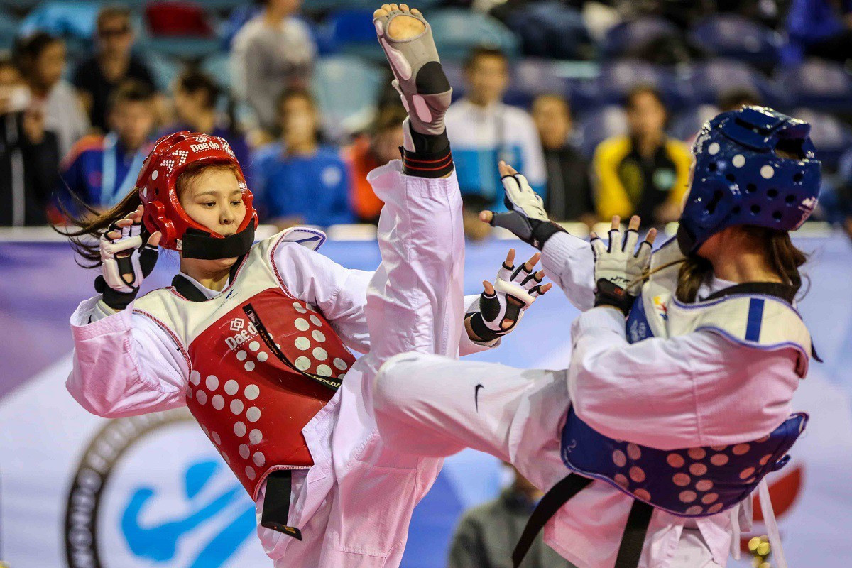 Отандық таеквондошылар Украинадан 12 жүлде жеңіп алды