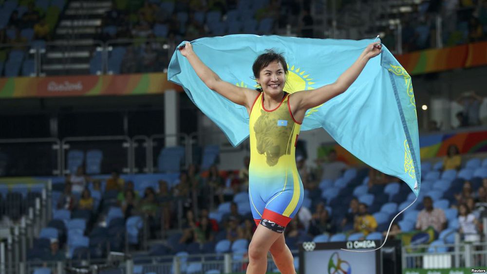 Аруларға  ақ жол тілейміз!