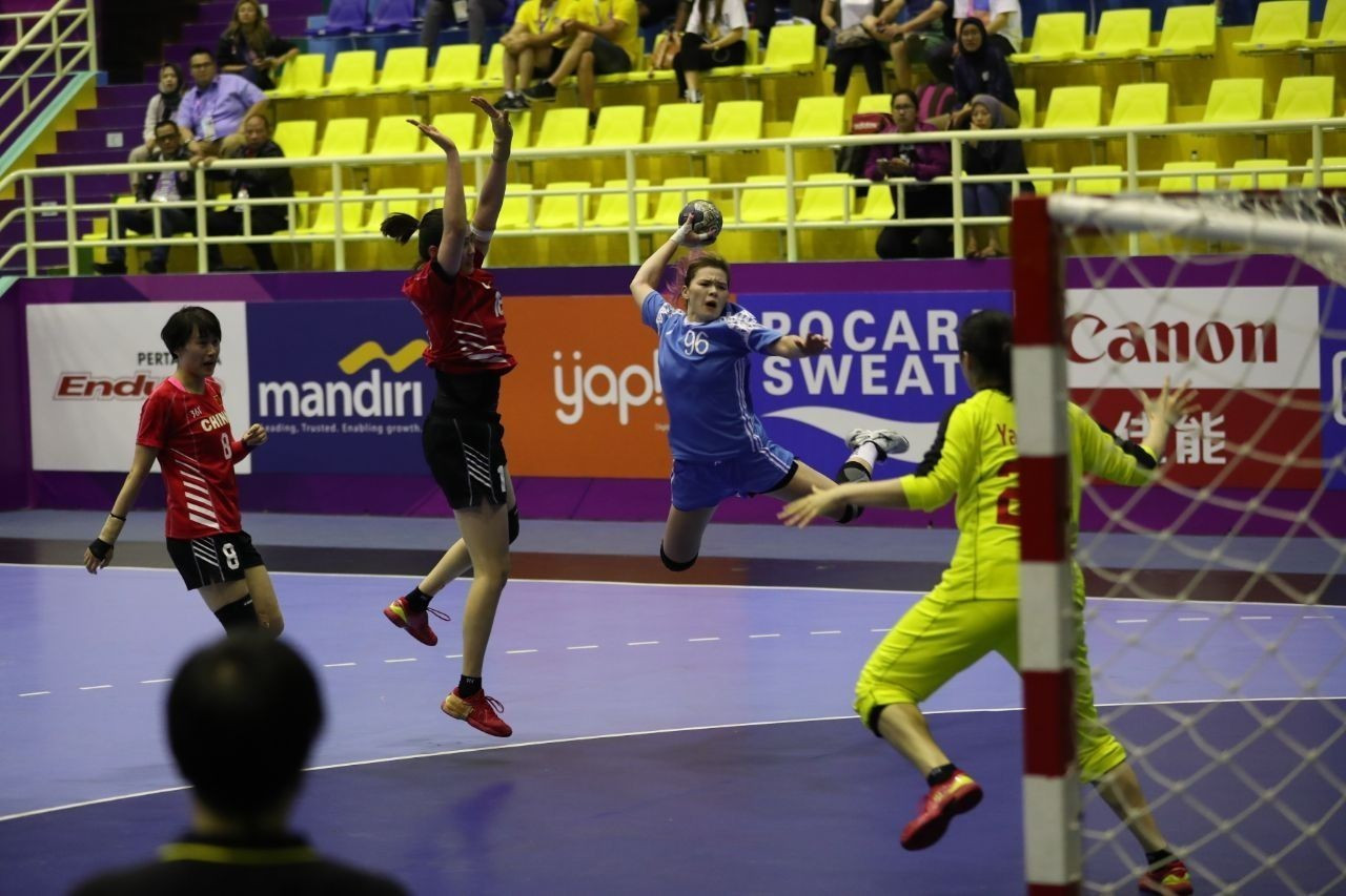 Гандболдан әйелдер арасындағы ел Спартакиадасы мәресіне жетті