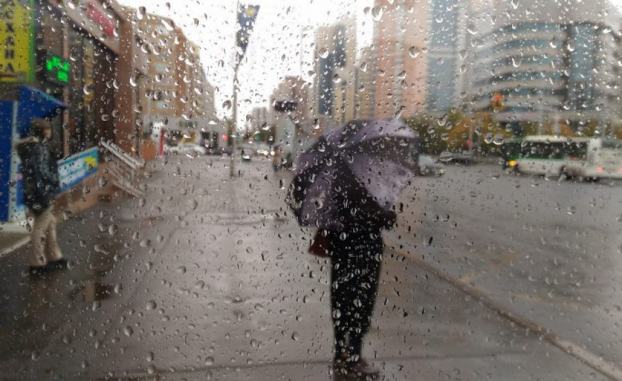 Ел астанасында дауылды ескерту жарияланды