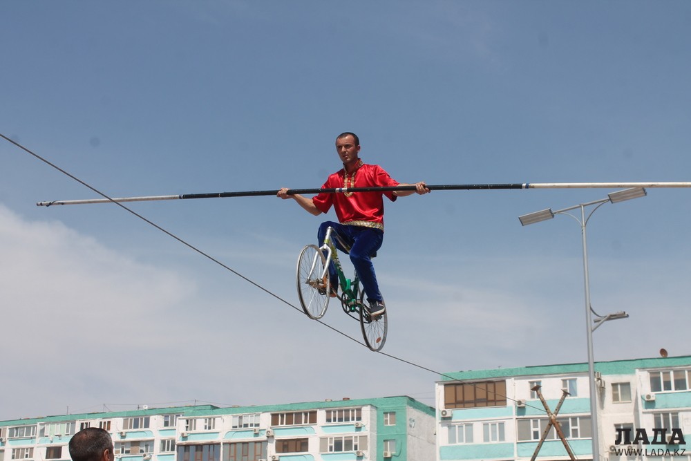Ақтауда дағыстандық  азамат өнер көрсетті