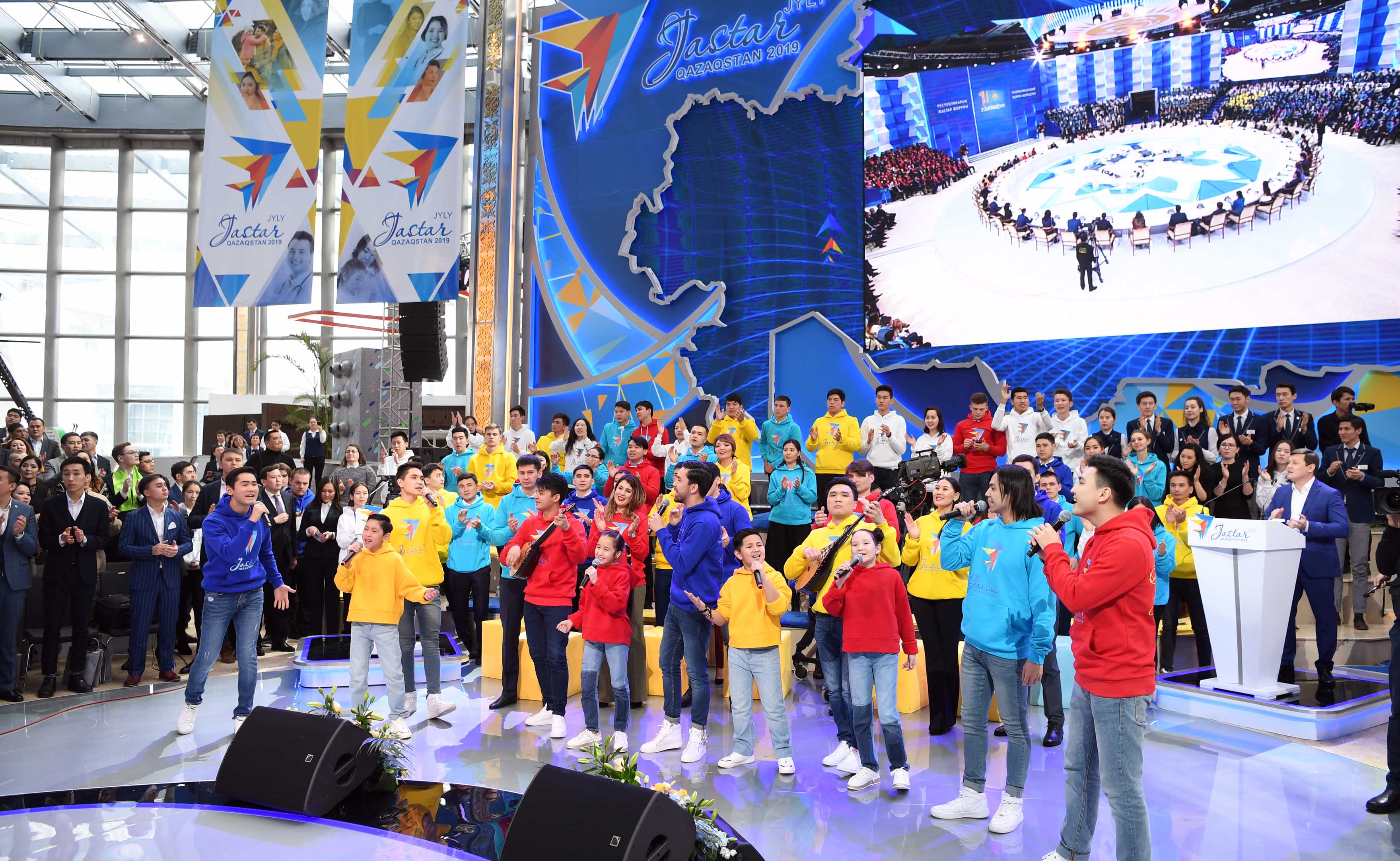 «Маңызды» алаңында – жастар мәселесі