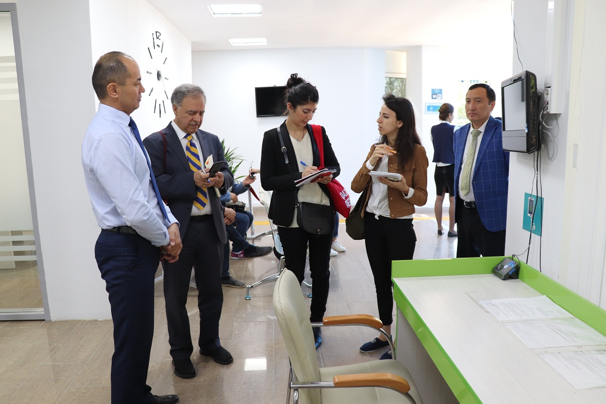 Бүкіләлемдік банк өкілдері Маңғыстау соттарының жұмысымен танысты