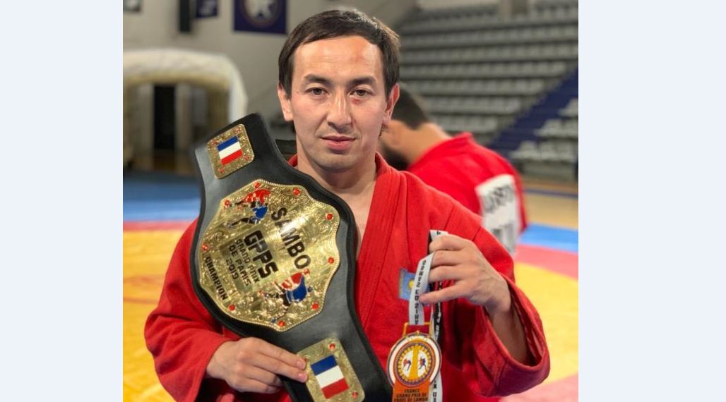 Қарағандылық самбошы полицей Парижде топ жарды